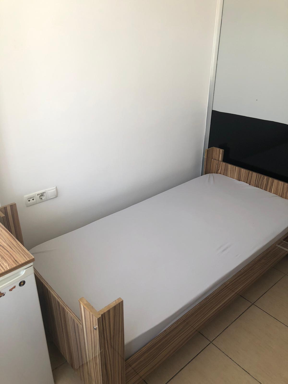 Tek kişilik oda yatak